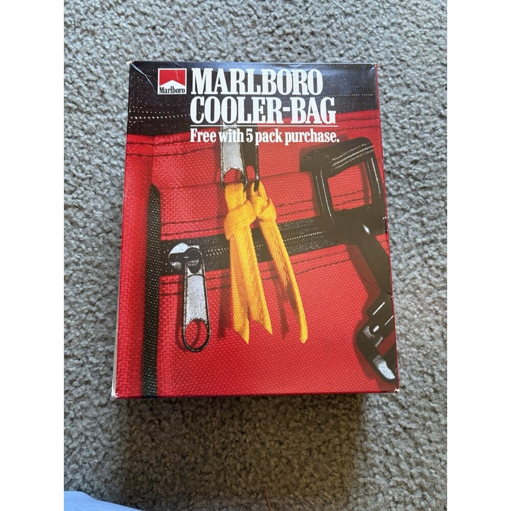 Vintage 1995 Marlboro Soft Sided Insulated Cooler Lunch Bag Red Black NOS